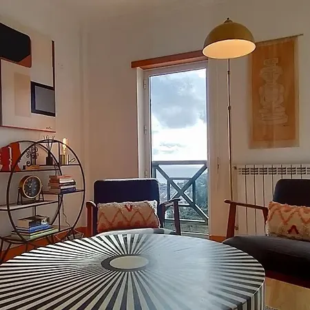 Apartment Moonlight Seaside Escape *