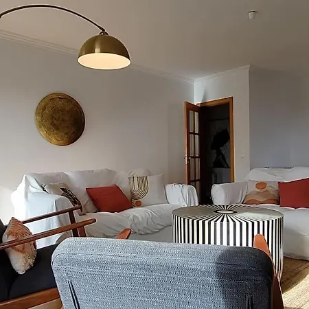 Moonlight Seaside Escape Apartment