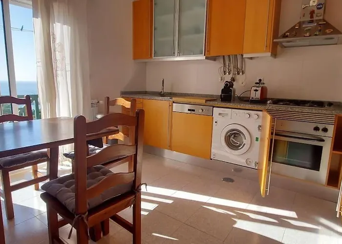 Moonlight Seaside Escape * Сесимбра