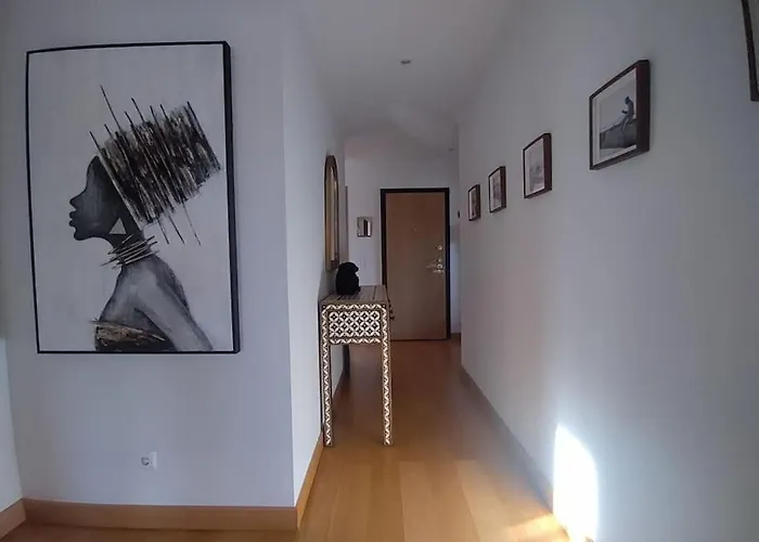 Moonlight Seaside Escape Апартаменты