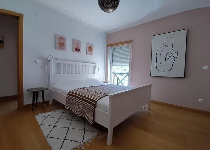 Moonlight Seaside Escape Апартаменты